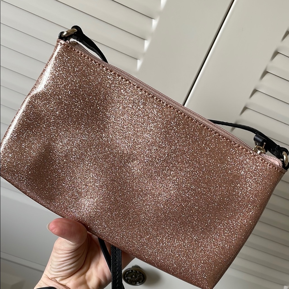 Kate Spade Purse - Picture 4 of 6